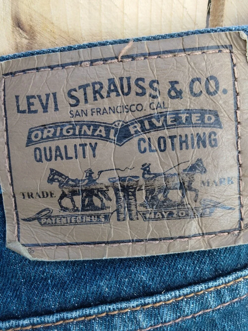 Levi's Men's Skinny 511 Straight Jeans in Dark Blue Wash Size W33 L32